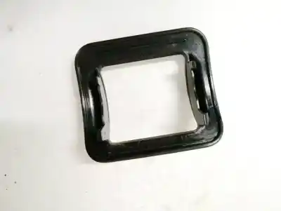 Pezzo di ricambio per auto di seconda mano plastica per kia ceed (ed) 1.6 crdi 115 riferimenti oem iam 893961h010  89396-1h010