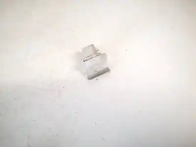 Peça sobressalente para automóvel em segunda mão plásticos por nissan note (e11e) 1.5 dci turbodiesel cat referências oem iam 