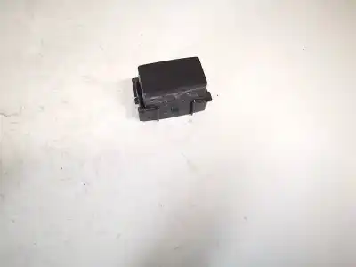 Peça sobressalente para automóvel em segunda mão plásticos por nissan note (e11e) 1.5 dci turbodiesel cat referências oem iam 684923vv1a