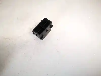 Second-hand car spare part plastics for nissan note (e11e) 1.5 dci turbodiesel cat oem iam references 684923vv1a  