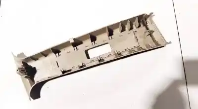 Pezzo di ricambio per auto di seconda mano plastica per nissan note (e11e) 1.6 16v cat riferimenti oem iam 769149u000  