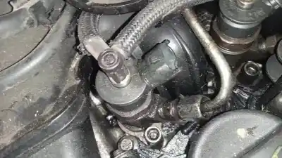 Peça sobressalente para automóvel em segunda mão injetor por peugeot 308 1.6 16v hdi referências oem iam 0445110297