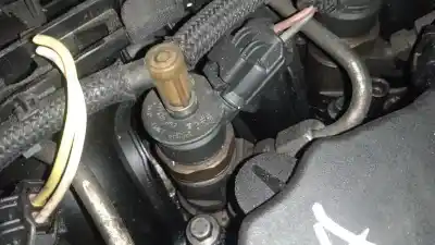 Peça sobressalente para automóvel em segunda mão injetor por peugeot 308 1.6 16v hdi referências oem iam 0445110297