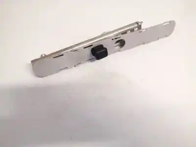 Peça sobressalente para automóvel em segunda mão plásticos por dacia sandero 0.9 tce cat referências oem iam 703966d