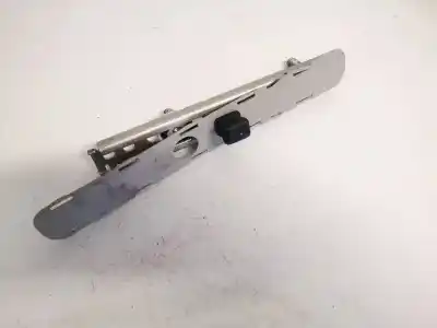 Peça sobressalente para automóvel em segunda mão plásticos por dacia sandero 0.9 tce cat referências oem iam 703966d