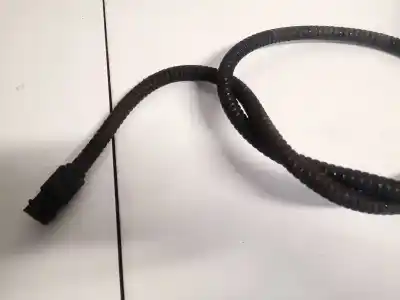 Pezzo di ricambio per auto di seconda mano plastica per dacia sandero 0.9 tce cat riferimenti oem iam   