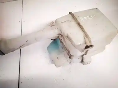 Second-hand car spare part windscreen washer bottle for toyota corolla (e11) 2.0 d-4d linea sol oem iam references 