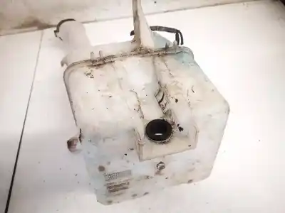 Second-hand car spare part windscreen washer bottle for toyota corolla (e11) 2.0 d-4d linea sol oem iam references   