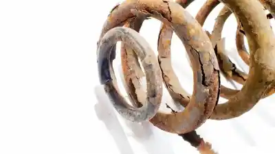 Автозапчасти б/у амортирующая пружина за opel insignia a (g09) 1.8 (68) ссылки oem iam    Автозапчасти б/у амортирующая пружина за opel insignia a (g09) 1.8 (68) ссылки oem iam