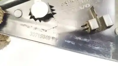 Pezzo di ricambio per auto di seconda mano plastica per volvo v50 (545) 2.0 d riferimenti oem iam 30715048rh  