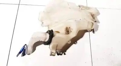 Peça sobressalente para automóvel em segunda mão depósito do limpa vidros por audi a8, d3 2002.09 - 2005.6 4.2 quattro 246kw 2002.10 - 2010.07 referências oem iam 4e0955453b