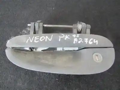 Peça sobressalente para automóvel em segunda mão puxador exterior dianteiro esquerdo por chrysler neon (pl) 2.0 16v cat referências oem iam 4658817