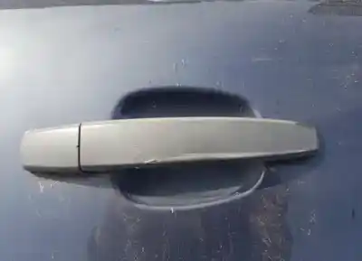 Peça sobressalente para automóvel em segunda mão puxador exterior traseiro direito por opel zafira b 1.6 16v referências oem iam 