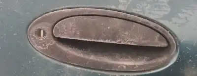 Peça sobressalente para automóvel em segunda mão puxador exterior frente direito por renault laguna (b56) 2.2 diesel referências oem iam 