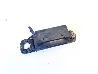 Автозапчасти б/у левая передняя наружная ручка за audi a4 avant (b5) 1.8 ссылки oem iam 4a0837205  8d0837207