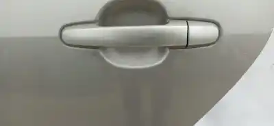 Second-hand car spare part exterior left rear door handle for toyota corolla (e11) 2.0 d-4d linea sol oem iam references 