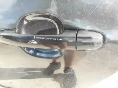 Peça sobressalente para automóvel em segunda mão puxador exterior traseiro esquerdo por toyota corolla (e11) 2.0 d-4d linea sol referências oem iam   