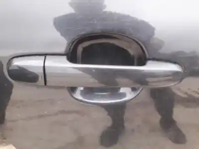 Peça sobressalente para automóvel em segunda mão puxador exterior traseiro direito por toyota avensis wagon (t25) 2.0 d-4d executive referências oem iam 