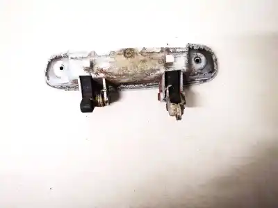 Автозапчасти б/у задняя левая наружная ручка за audi a6, c5 1997.01 - 2001.08 2.4 121kw 1997.02 - 2005.01 ссылки oem iam 4b0839205  