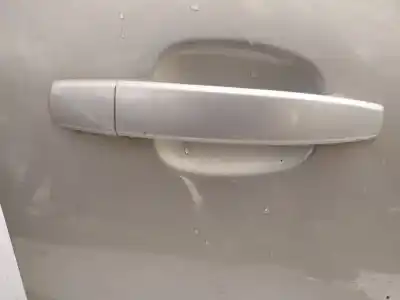Second-hand car spare part exterior right front door handle for opel astra h caravan 1.9 cdti oem iam references   