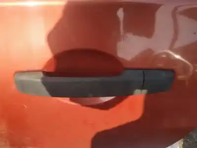 Peça sobressalente para automóvel em segunda mão puxador exterior traseiro esquerdo por nissan qashqai 1.6 16v referências oem iam 