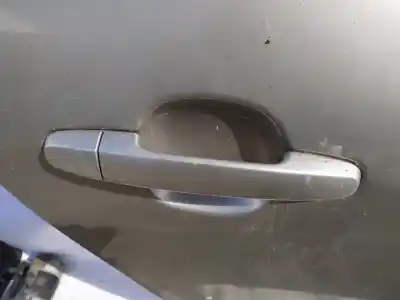 Peça sobressalente para automóvel em segunda mão puxador exterior traseiro direito por toyota corolla (e11) 2.0 d-4d linea sol referências oem iam 