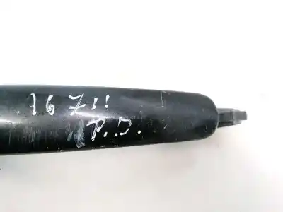 Автозапчасти б/у наружная рукоятка передняя справа за volkswagen passat variant (3b5) 1.8 ссылки oem iam 3b0837207  