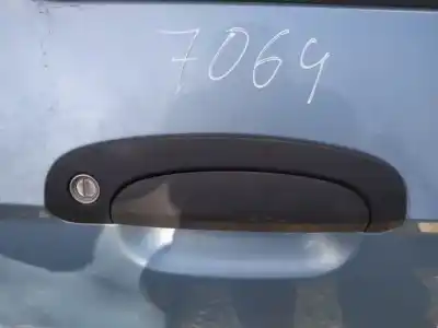 Peça sobressalente para automóvel em segunda mão puxador exterior frente direito por hyundai getz (tb) 1.5 crdi referências oem iam 