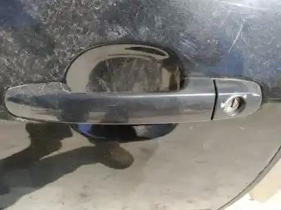 Pezzo di ricambio per auto di seconda mano maniglia esterna anteriore sinistra per toyota corolla (e11) 2.0 d-4d linea sol riferimenti oem iam 