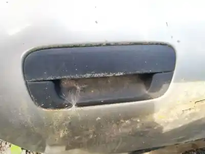 Pièce détachée automobile d'occasion poignée extérieure arrière droite pour peugeot 406 (8b) 1.9 td références oem iam 