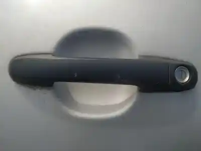 Peça sobressalente para automóvel em segunda mão puxador exterior dianteiro esquerdo por hyundai i30 1.6 crdi cat referências oem iam   