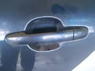 Pezzo di ricambio per auto di seconda mano maniglia esterna posteriore sinistra per toyota corolla (e11) 2.0 d-4d linea sol riferimenti oem iam 