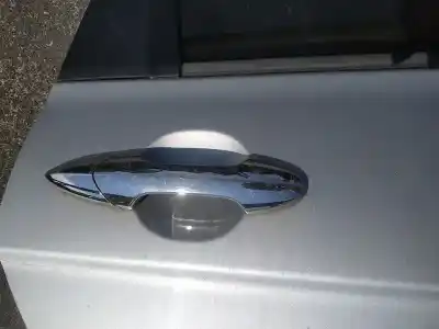 Peça sobressalente para automóvel em segunda mão puxador exterior traseiro direito por honda fr-v (be) 1.7 referências oem iam 