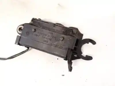 Автозапчасти б/у левая передняя наружная ручка за audi a4 avant (b5) 1.8 ссылки oem iam 4a0837205d  