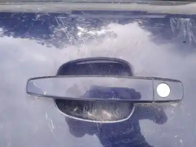 Peça sobressalente para automóvel em segunda mão puxador exterior dianteiro esquerdo por opel zafira b 1.9 cdti referências oem iam 