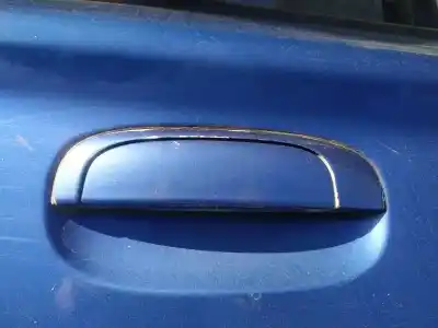 Peça sobressalente para automóvel em segunda mão puxador exterior traseiro esquerdo por kia rio 1.5 crdi referências oem iam   