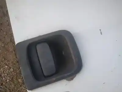 Pezzo di ricambio per auto di seconda mano maniglia esterna anteriore destra per renault master, ii 2003.01 - 2010.01 facelift 2.5 td 73kw 2003.01 - 2010.01 riferimenti oem iam 