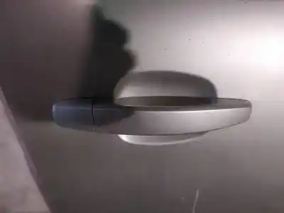 Peça sobressalente para automóvel em segunda mão puxador exterior frente direito por opel zafira b 1.9 cdti referências oem iam 