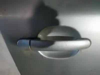 Автозапчастина б/у зовнішня ручка передня прав для SKODA OCTAVIA COMBI (1Z5) 1.9 TDI DPF Посилання на OEM IAM   