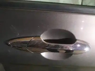 Pezzo di ricambio per auto di seconda mano maniglia esterna anteriore destra per honda fr-v (be) 1.8 vtec cat riferimenti oem iam 