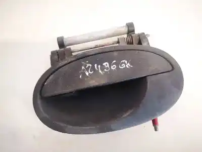 Pezzo di ricambio per auto di seconda mano maniglia esterna posteriore sinistra per opel meriva b 1.7 16v cdti riferimenti oem iam 22175