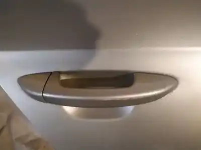 Pezzo di ricambio per auto di seconda mano Maniglia Esterna Posteriore Destra per VOLKSWAGEN PASSAT CC (357) 2.0 TDI DPF Riferimenti OEM IAM   