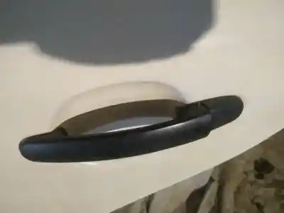 Автозапчастина б/у завнішня ручка задня ліва для skoda octavia combi (1u5) 1.9 tdi посилання на oem iam    Автозапчастина б/у завнішня ручка задня ліва для skoda octavia combi (1u5) 1.9 tdi посилання на oem iam