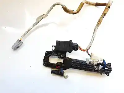 Peça sobressalente para automóvel em segunda mão Puxador Exterior Frente Direito por TOYOTA AURIS 1.8 16V Referências OEM IAM 8999130040  89991-30040, 48411010610