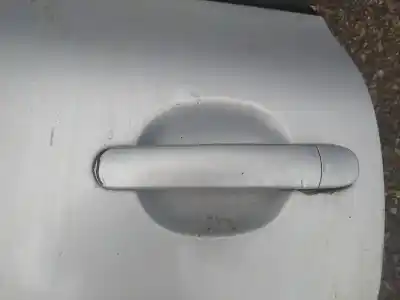 Автозапчастина б/у завнішня ручка задня ліва для VOLKSWAGEN PASSAT VARIANT (3B5) 1.9 TDI Посилання на OEM IAM   