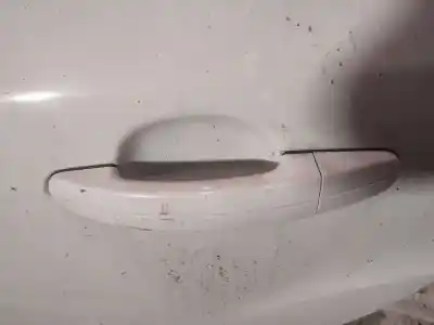 Peça sobressalente para automóvel em segunda mão puxador exterior traseiro esquerdo por ford focus iii 1.6 ti referências oem iam 