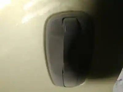 Second-hand car spare part Exterior Left Rear Door Handle for OPEL VIVARO 2.5 107 KW OEM IAM references   