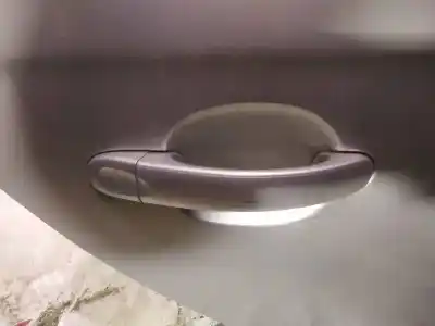 Автозапчасти б/у задняя правая наружная ручка за VOLKSWAGEN GOLF V VARIANT (1K5) 1.9 TDI ссылки OEM IAM   