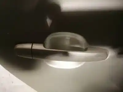 Peça sobressalente para automóvel em segunda mão puxador exterior traseiro direito por toyota corolla (_e12_) 1.6 vvt-i (zze121_) referências oem iam 