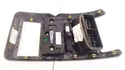 Автозапчастина б/у аераційна решіта для dodge journey 2.0 16v crd cat посилання на oem iam 0006738568  300015174